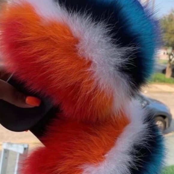 New Rainbow Custom Real Fur Slides sizes 6.5,7,7.5 only - Picture 3 of 3